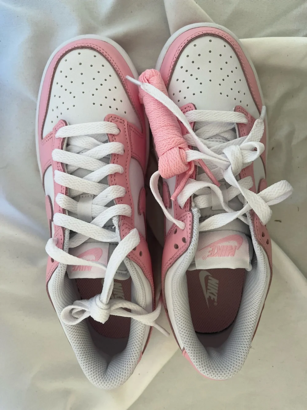 Nike Dunk Low Pink/White Sneakers